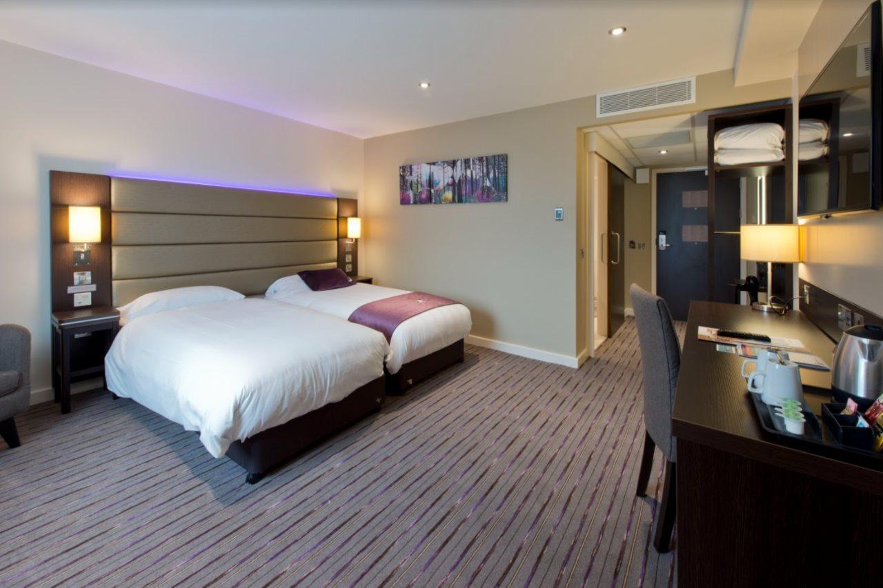 Premier Inn Leeds Headingley Ngoại thất bức ảnh